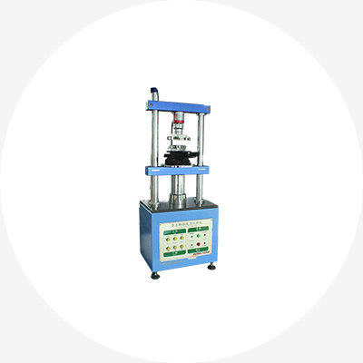 felszerel&eacute;s 1