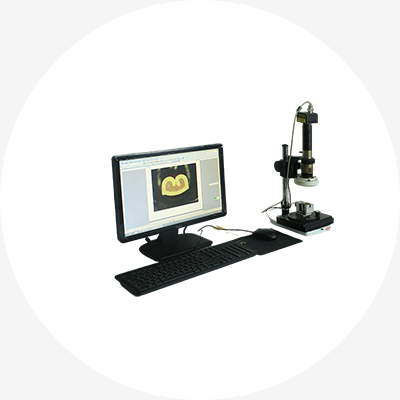 felszerel&eacute;s1--